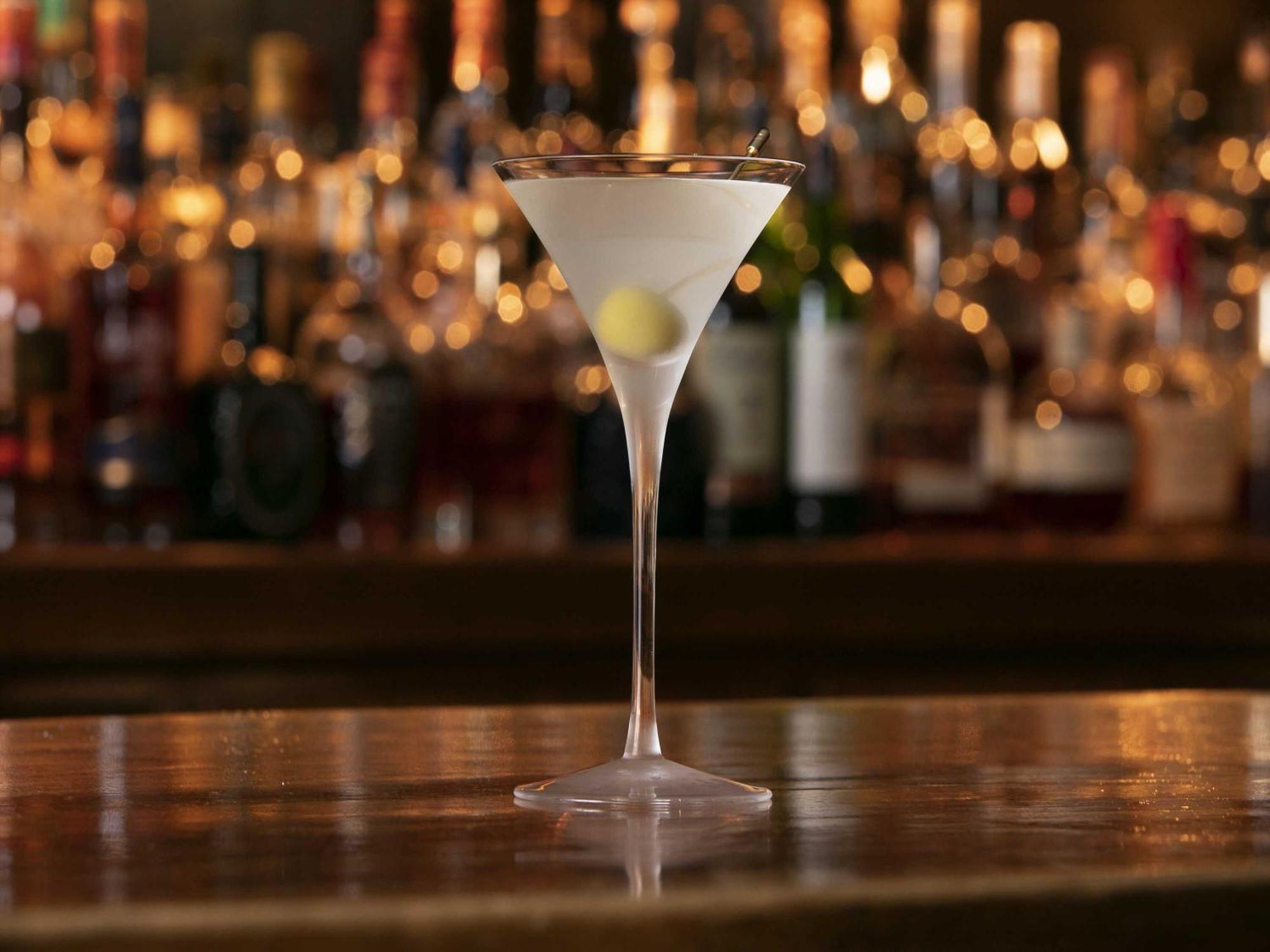 Nagoya Kanko Hotel Zewnętrze zdjęcie A dry martini
