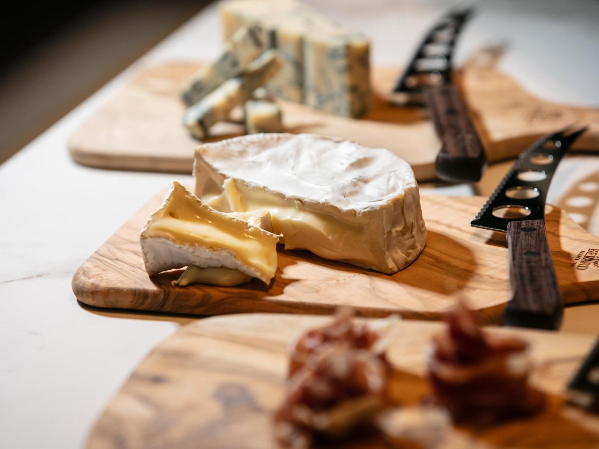 Nagoya Kanko Hotel Zewnętrze zdjęcie Camembert cheese
